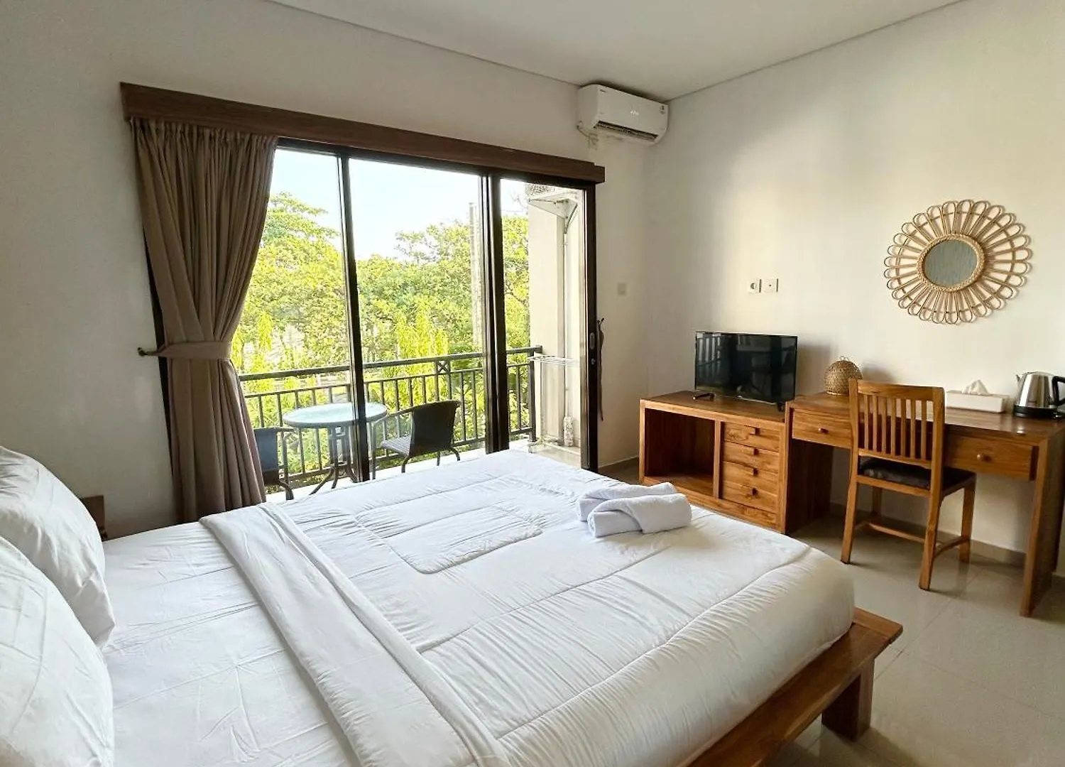 Bliss Studio Seminyak Indonesia