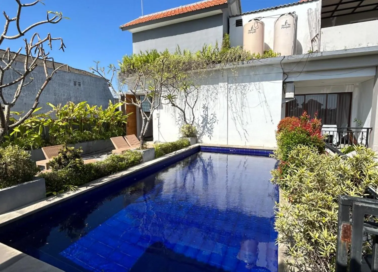 Bliss Studio Seminyak Homestay